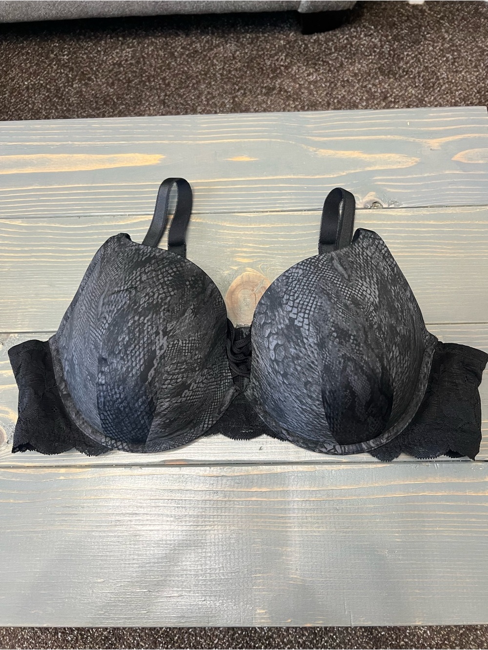 Lace-Trim Black Snake-Print Molded Bra